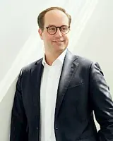 Foto von Benedikt Mertens, LL.M. (Virginia)