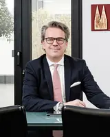 Foto von Prof. Dr. Daniel Knickenberg